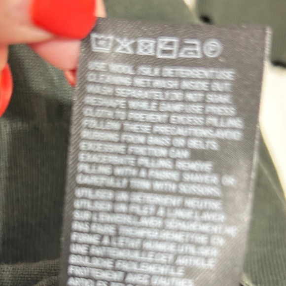 Uniqlo Men Sweater M Forest Green Wool Mock Neck Minimalist Quiet Luxury Classic - Picture 7 of 8